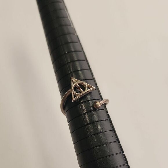 ALEX AND ANI Harry Potter DEATHLY HALLOWS 925 Sterling Silver Ring SZ 6-9 - Picture 1 of 3